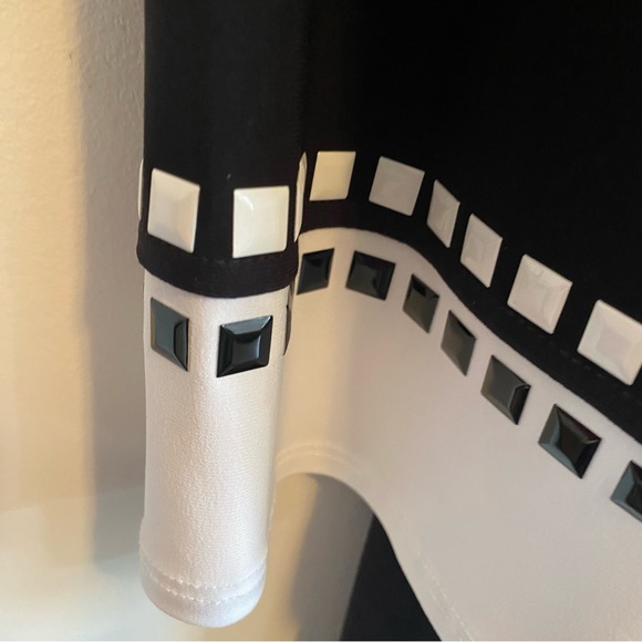 Joseph Ribkoff black and white tunic top! Nwot size 16 - Picture 7 of 7